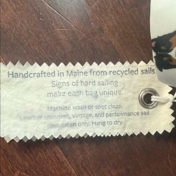 Sea Bags White Bucket Bag with Dog Print and Rope Handle - Picture 3 of 6